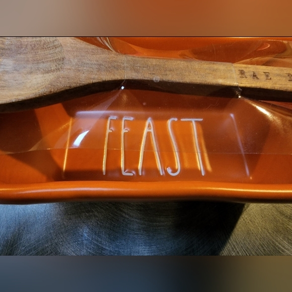 Rae Dunn Mini Loaf Pan - Picture 4 of 5